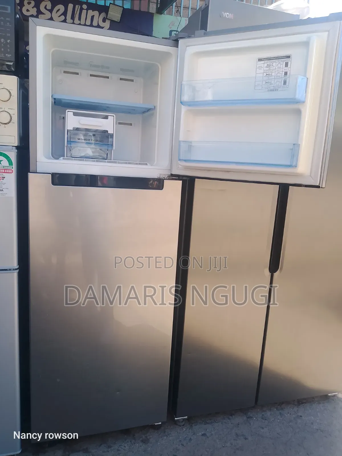 No Frost Clean Refrigerator