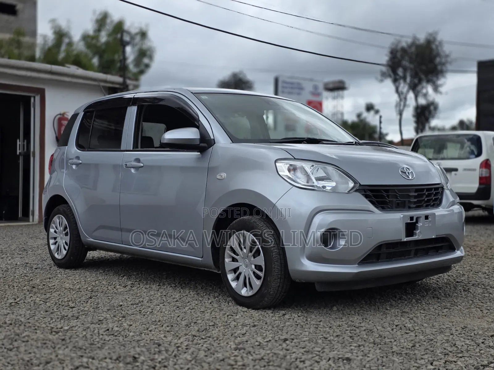 Toyota Passo 2019 Silver