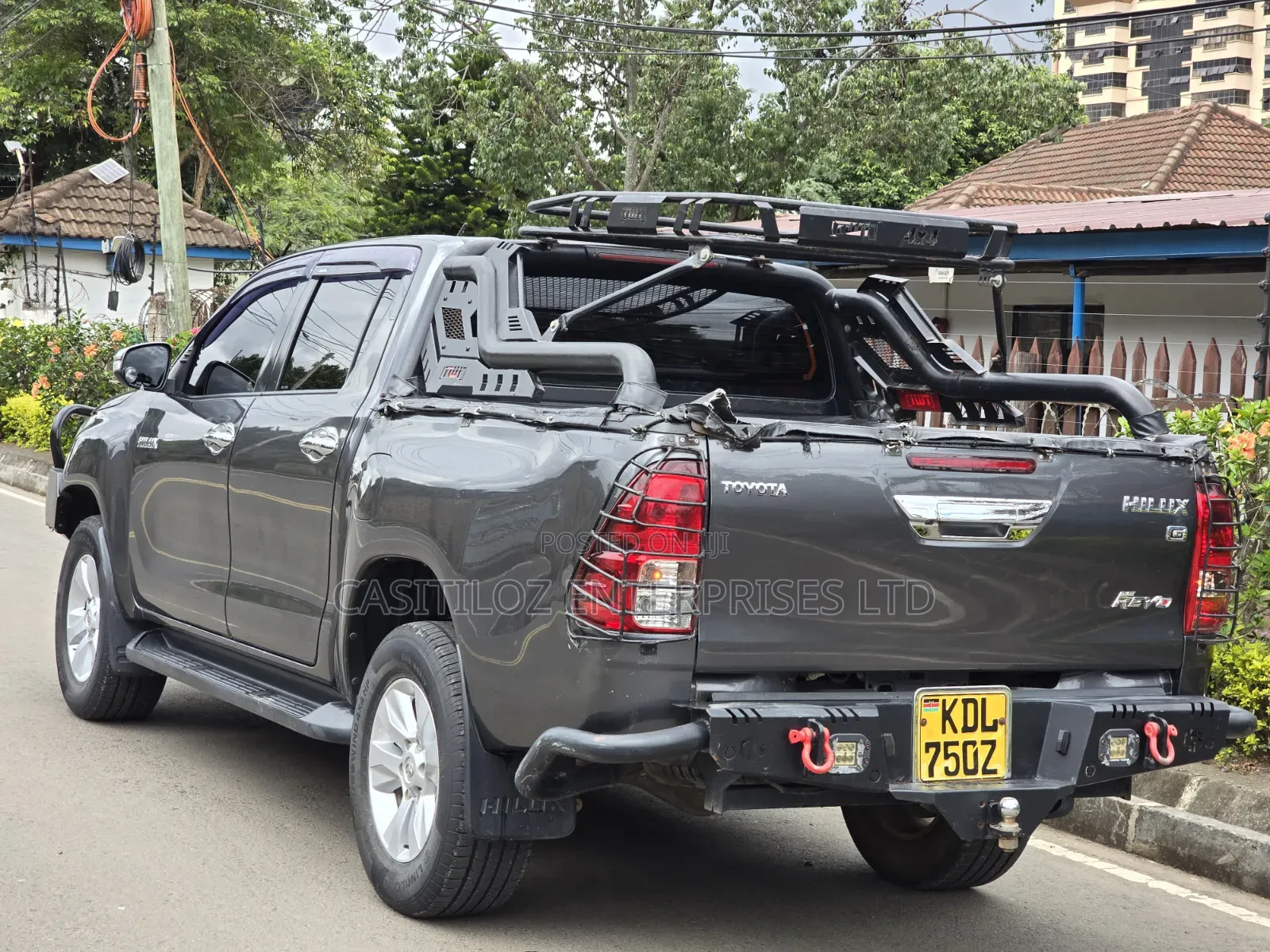 Toyota Hilux Revo Double Cab Deisel 2.4 AWD 2016 Gray