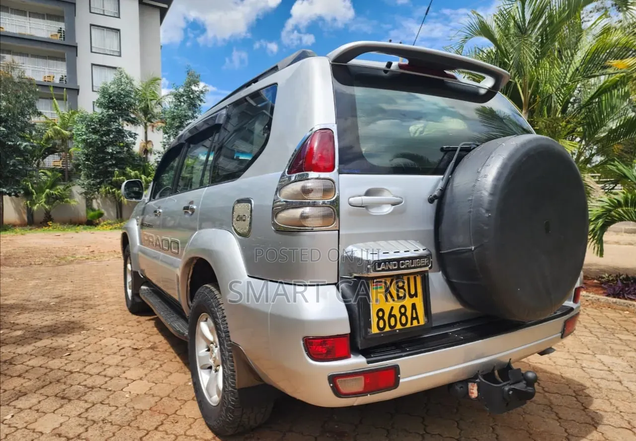 Toyota Land Cruiser Prado 2006 Silver