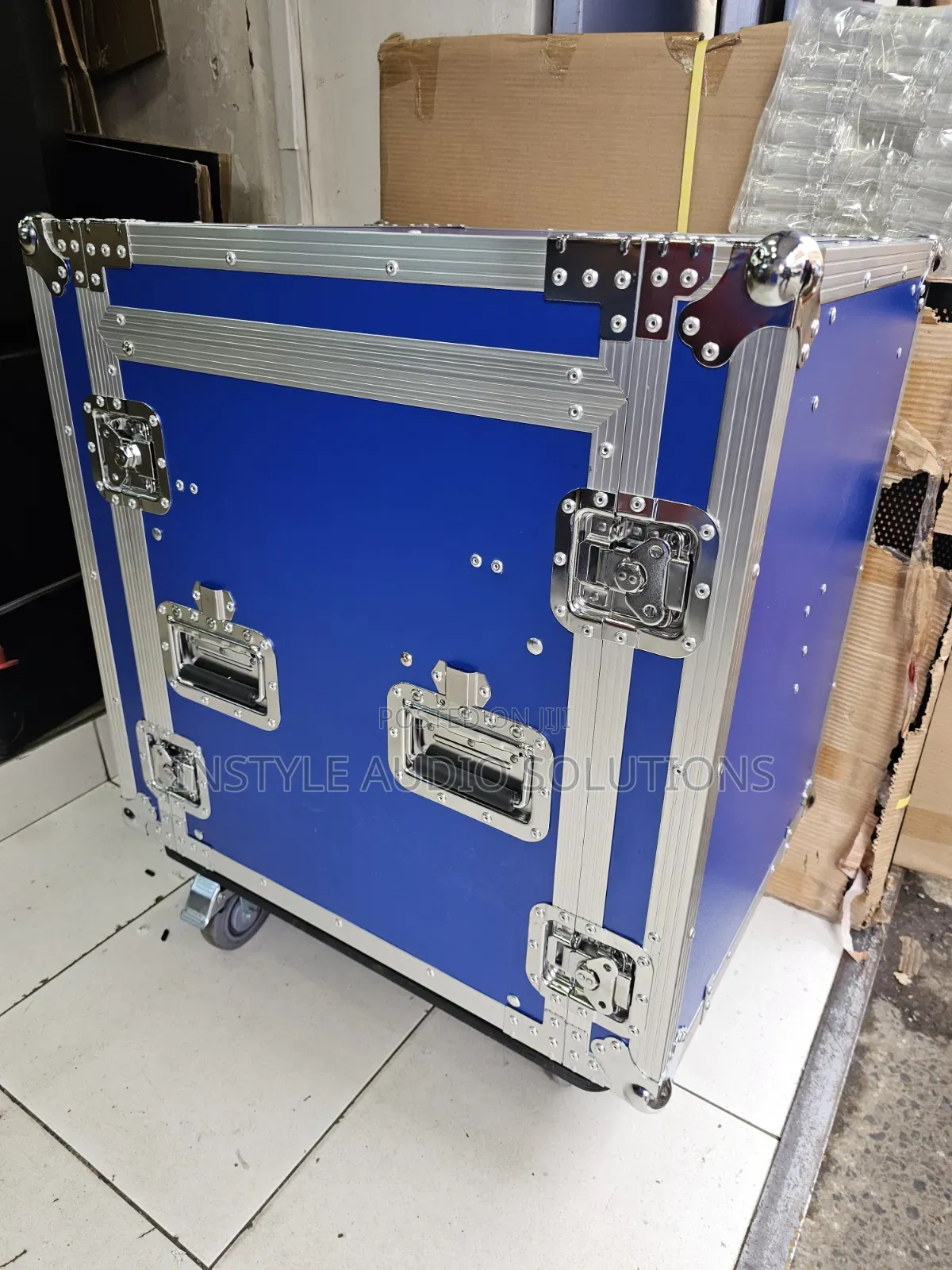 10 Unit Amplifier - Mixer And Sound Accessories Mobile Rack