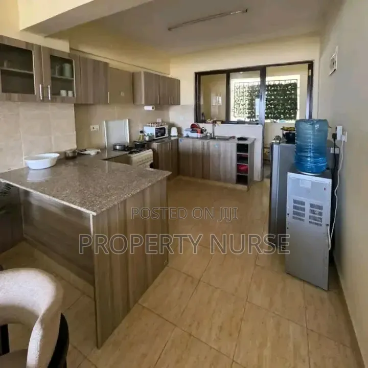3bdrm Apartment in Gateway Mall Area for sale