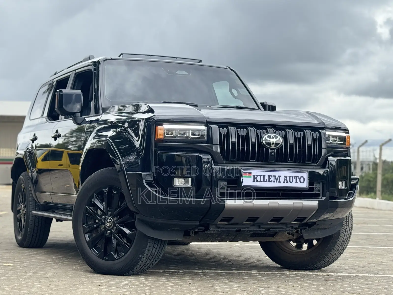 Toyota Land Cruiser LC250 2024 Black
