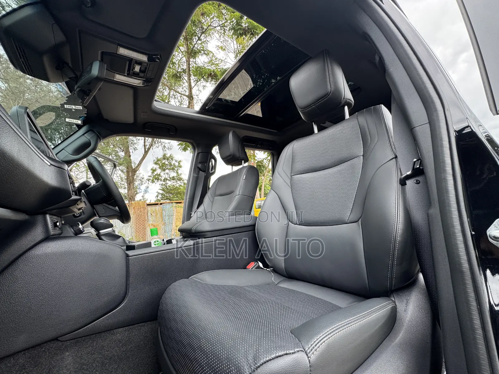 Toyota Land Cruiser LC250 2024 Black