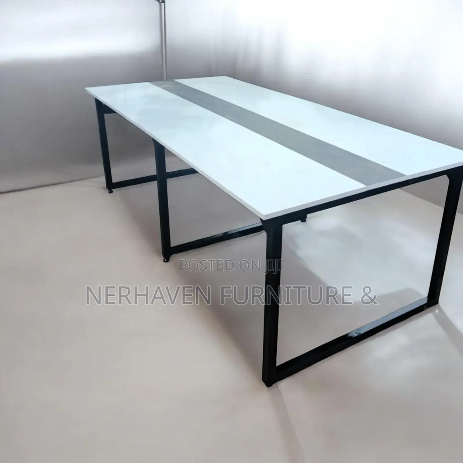Boardroom Table – Modern Conference Table for Office Meetings