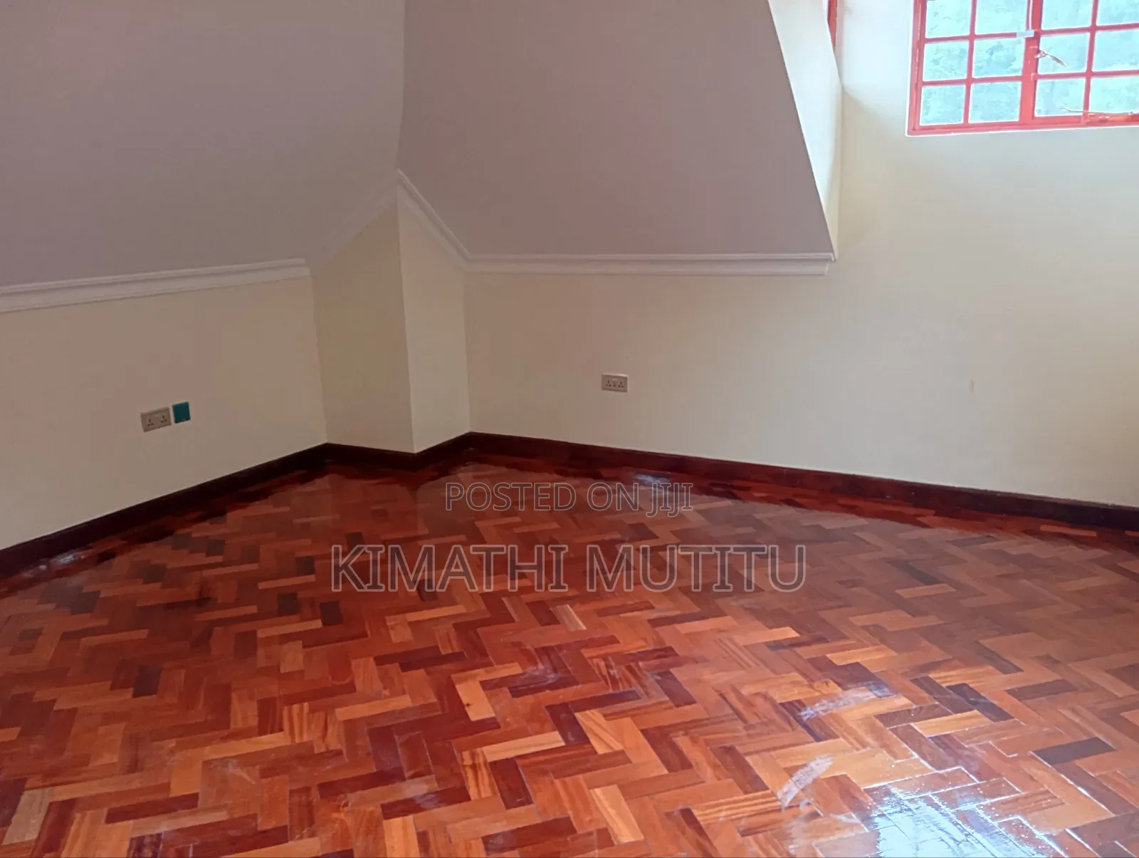 4bdrm Maisonette in Fairacres, Karen C for sale