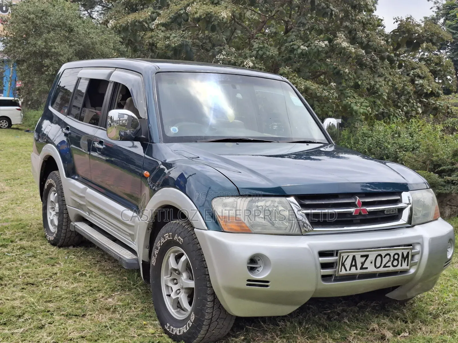 Mitsubishi Pajero Sport 2000 Green