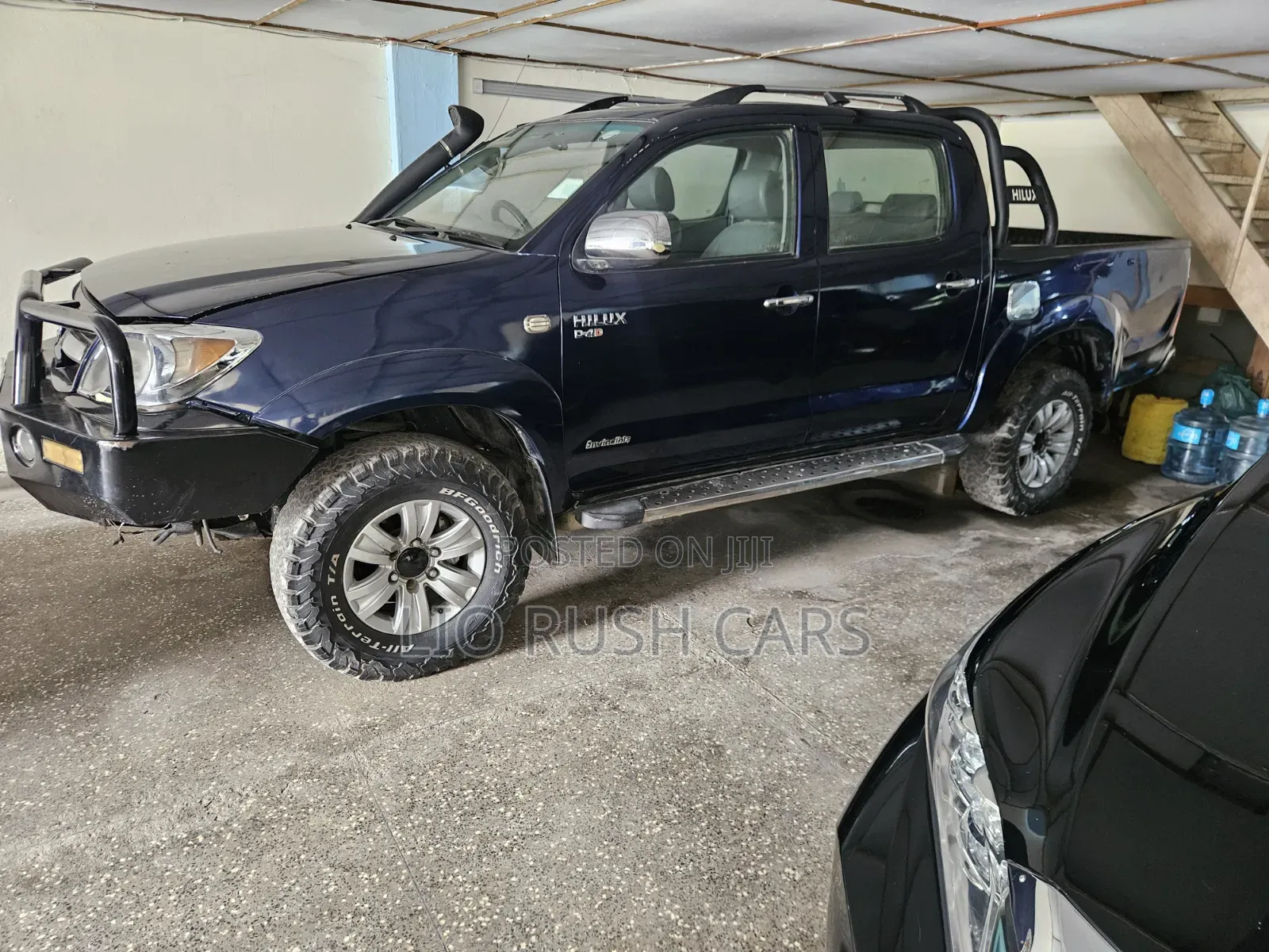 Toyota Hilux 2006 Black