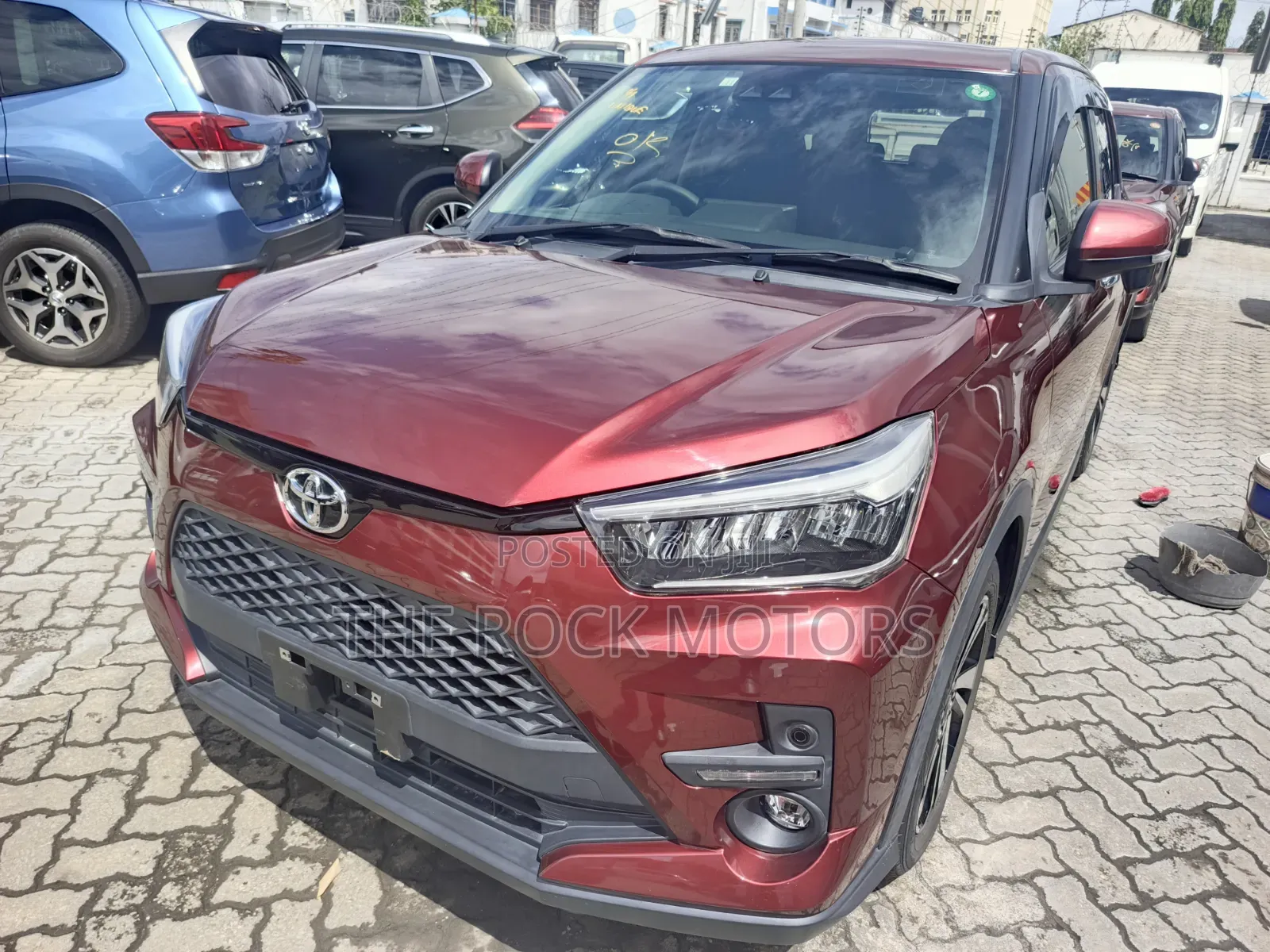 Toyota Raize 2020 Maroon