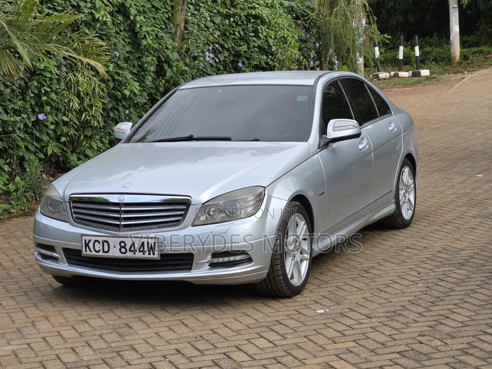 Mercedes-Benz C200 2008 Silver