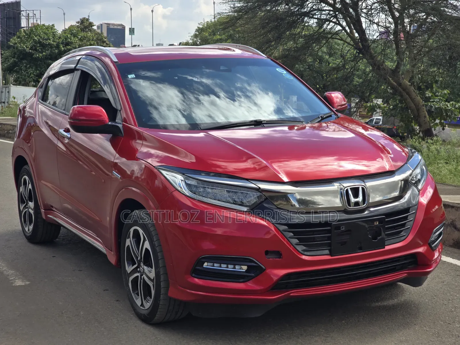 Honda Vezel 1.5 Hybrid 2WD 2019 Red