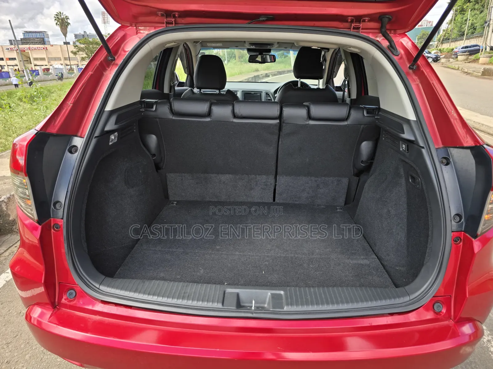 Honda Vezel 1.5 Hybrid 2WD 2019 Red