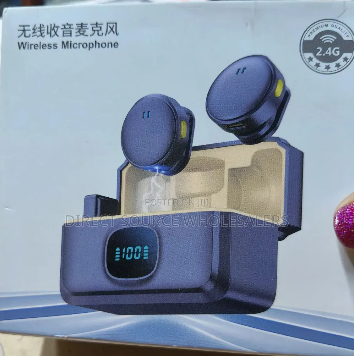 Batton-Like Wireless Microphone for Type -C Black in Colour