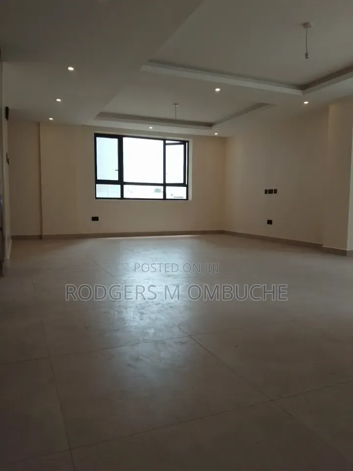 4bdrm Duplex in Spring Valley for rent