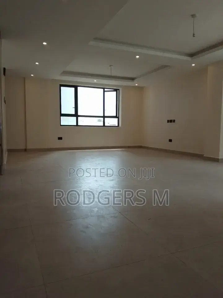 4bdrm Duplex in Spring Valley for rent