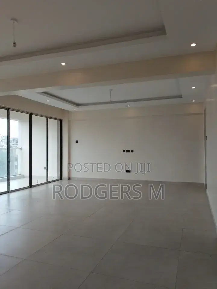 3bdrm Apartment in Riverside Drive for rent