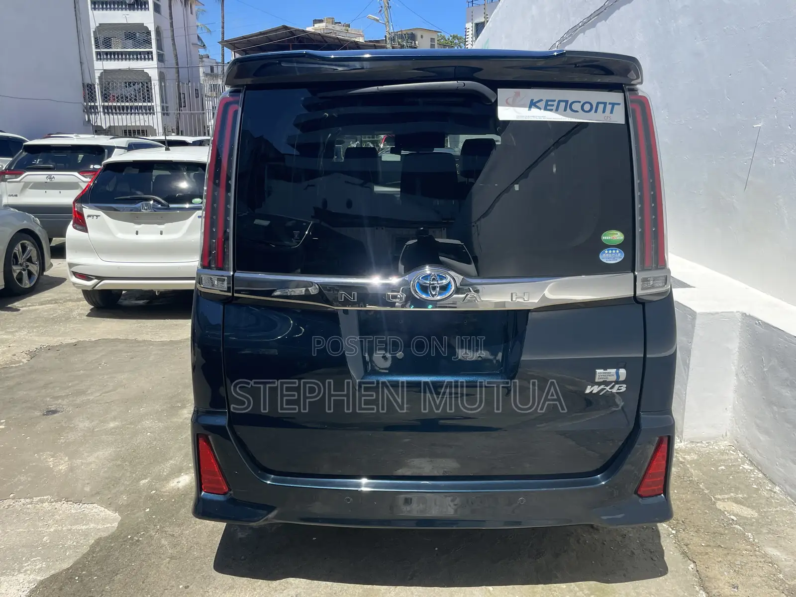 Toyota Noah 1.8 FWD Hybrid (7 seater) 2019 Blue
