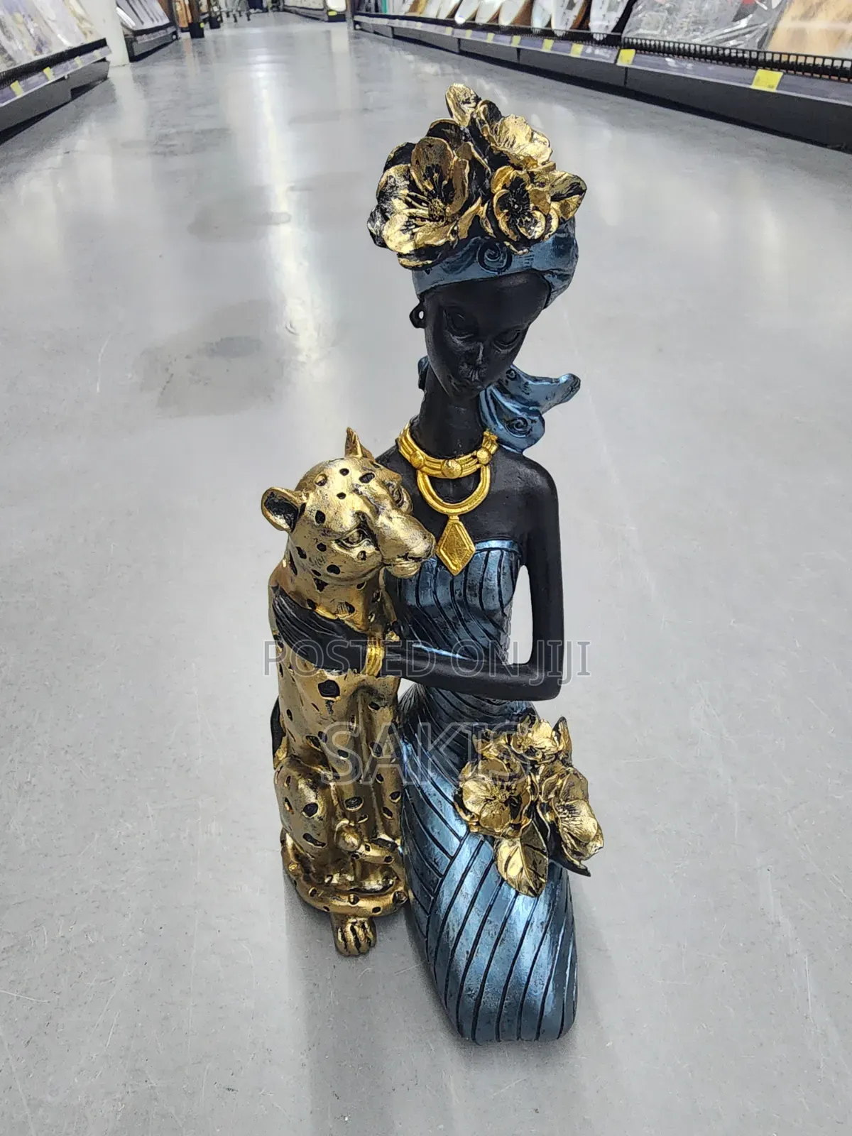 Elegant African Lady Sculpture With Golden Finish! Free Delivery