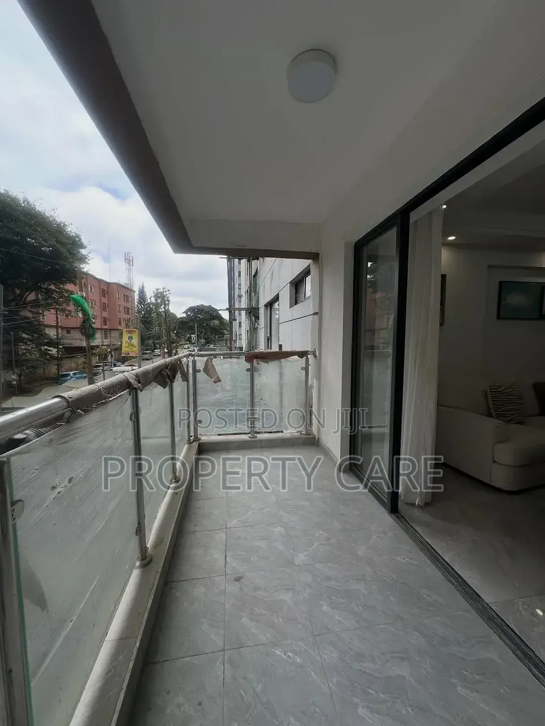 2bdrm Apartment in Valley Arcade for sale