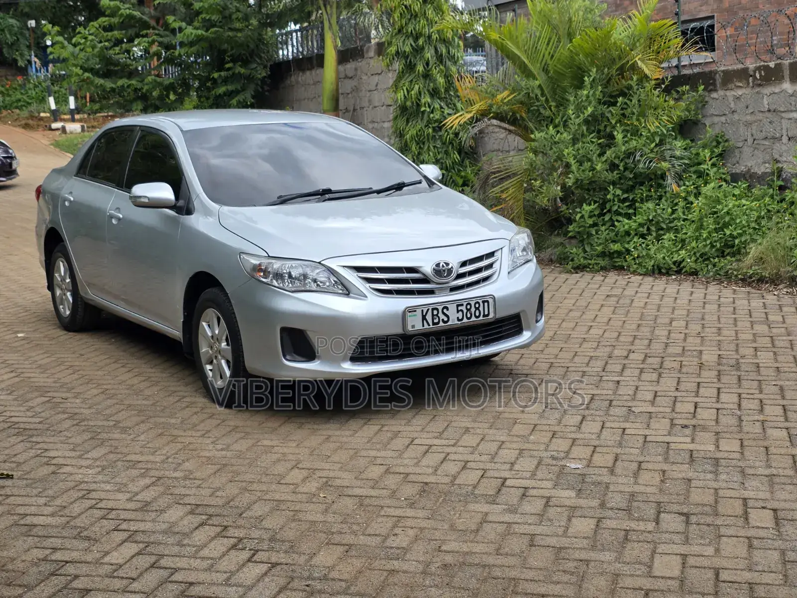 Toyota Corolla 2012 Silver