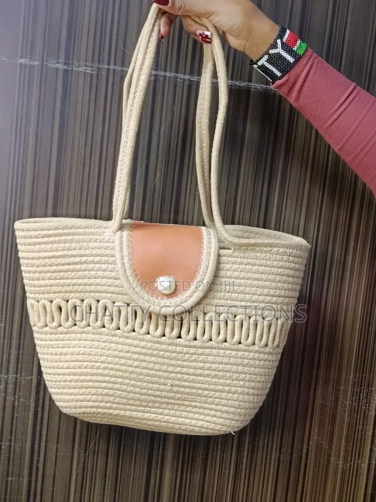 Brown Pattern Wooven Rattan Ladies Handbags/ Beach Bags With Snap Lock