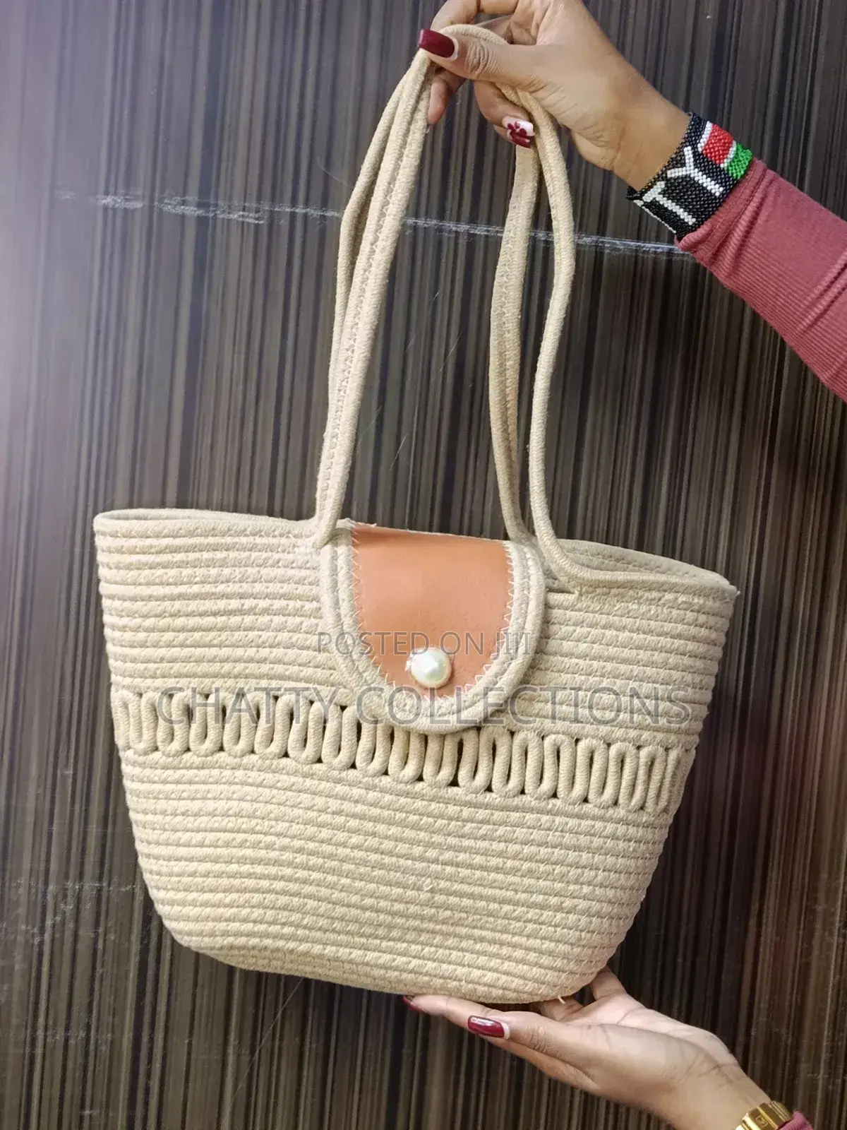 Brown Pattern Wooven Rattan Ladies Handbags/ Beach Bags With Snap Lock