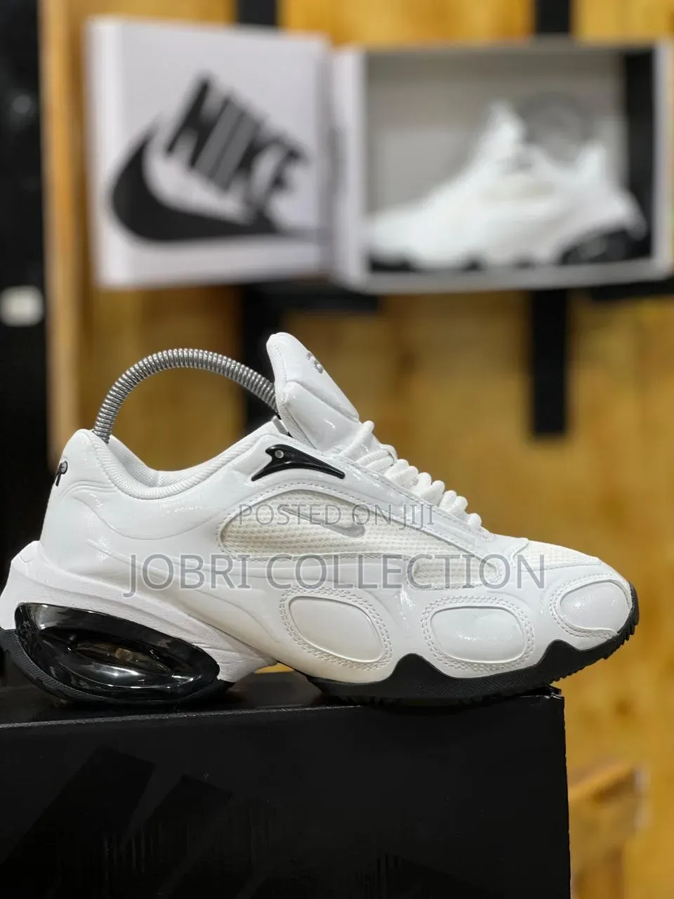 Nike Airmax "Muse Se" Sneakers