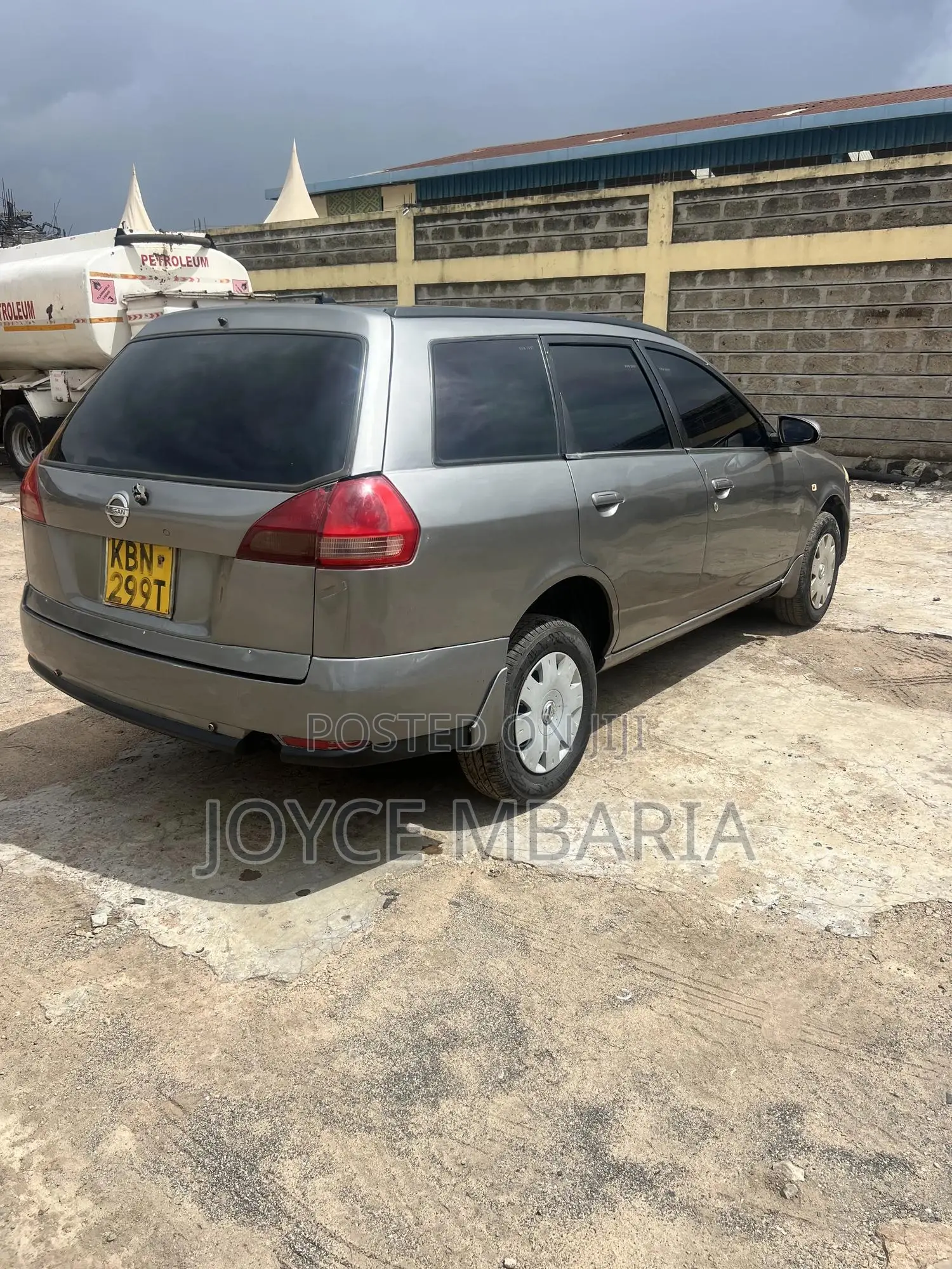 Nissan Wingroad 2006 Gray