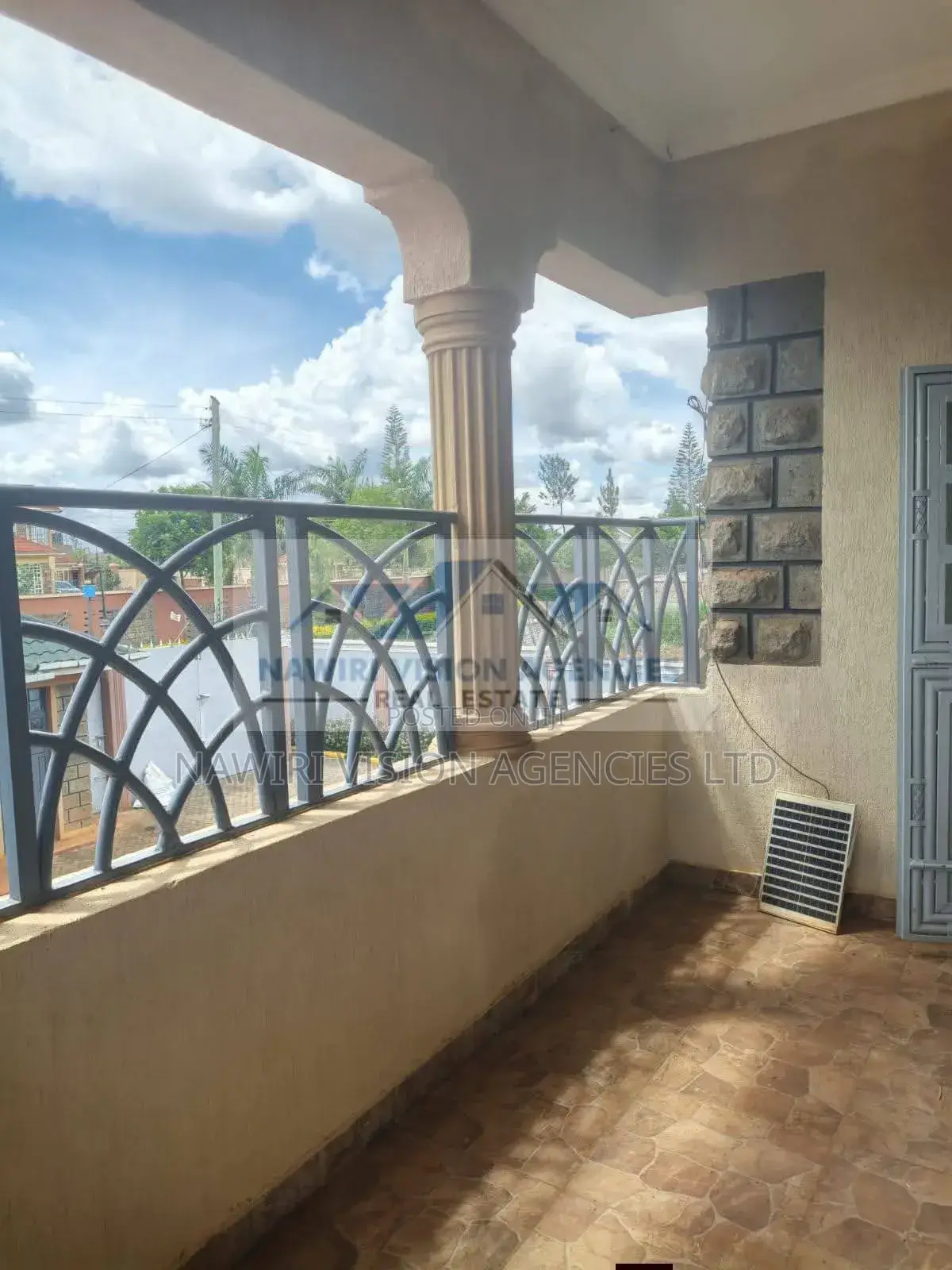 5bdrm Mansion in Ngoigwa, Ngoingwa Estate for rent