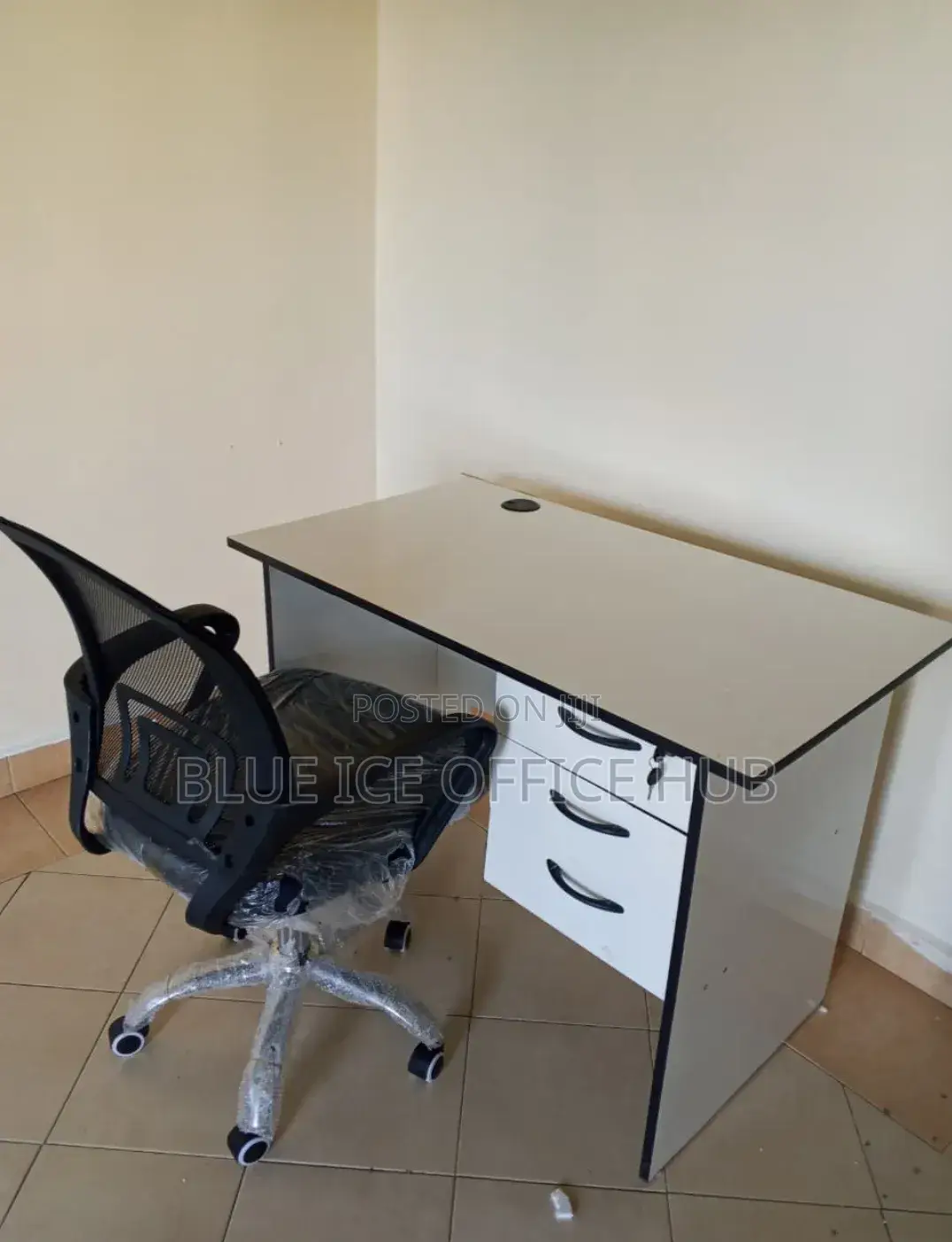 Office Workstation Set (Desk and Mesh)