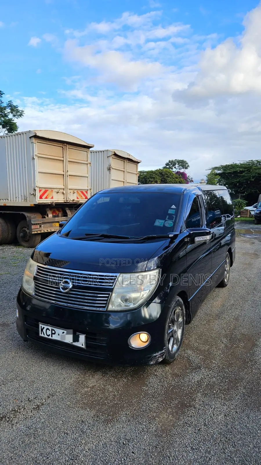 Nissan Elgrand 2010 Black
