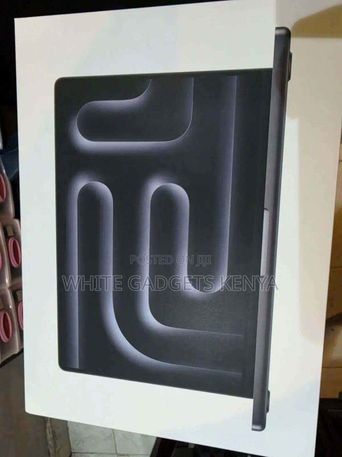 New Laptop Apple MacBook Pro 2025 M5 16GB Apple M5 Pro SSD 512GB