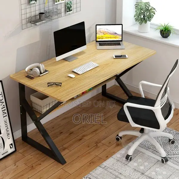 Office Desk : Office Computer Desk With Under-Storage