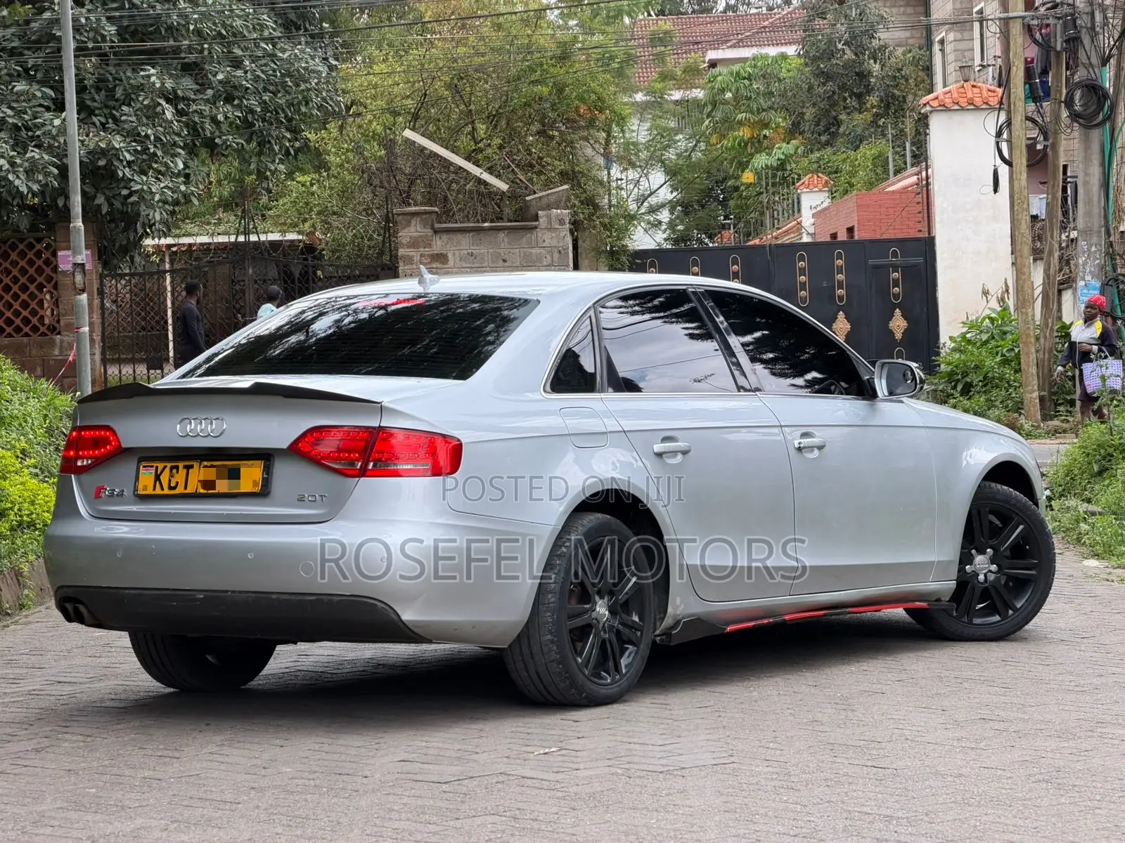 Audi A4 2.0T Avant Premium Quattro 2011 Silver