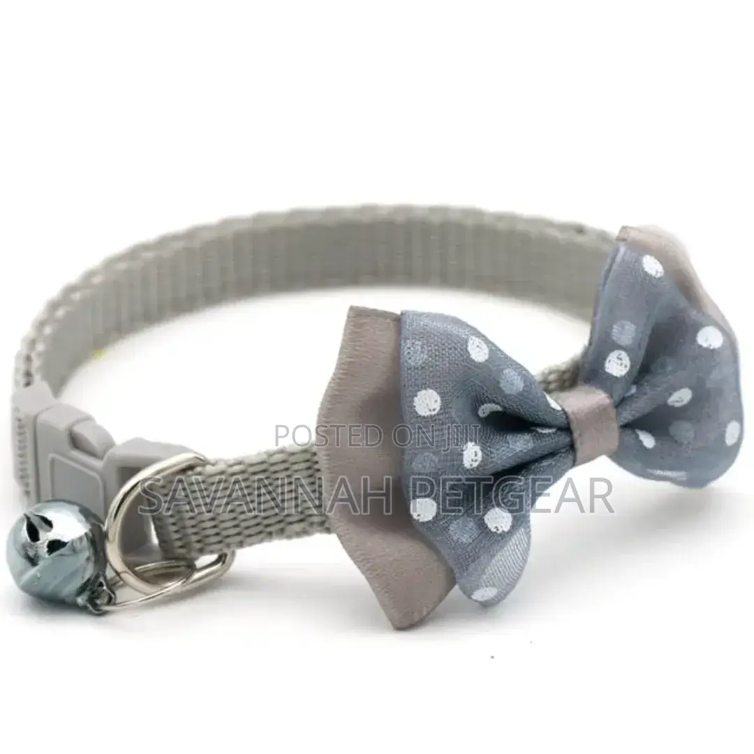 Cat Collar With Bowtie and Polka Dots Bell