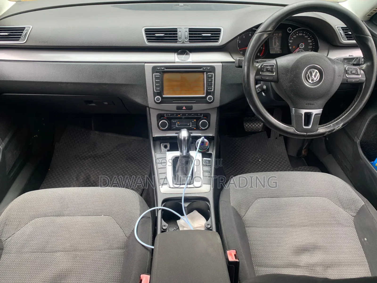 Volkswagen Passat 2012 Blue
