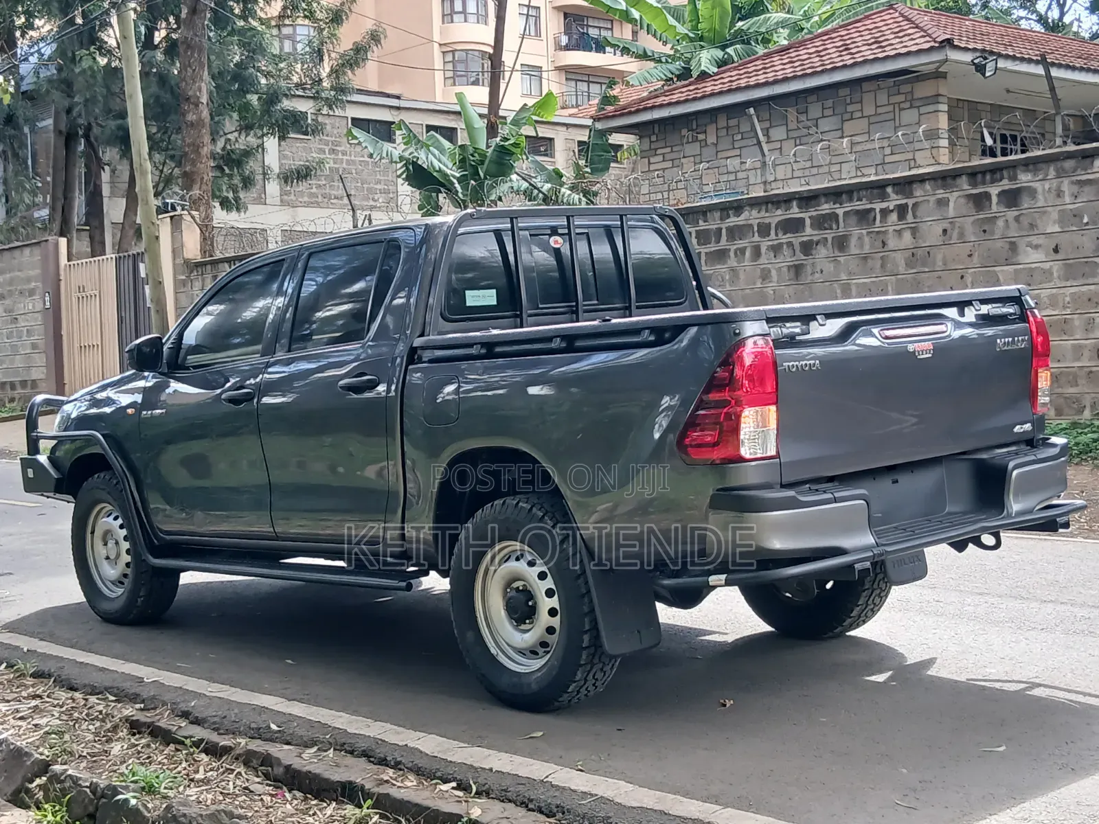 Toyota Hilux Revo Double Cab Deisel 2.4 AWD 2021 Gray