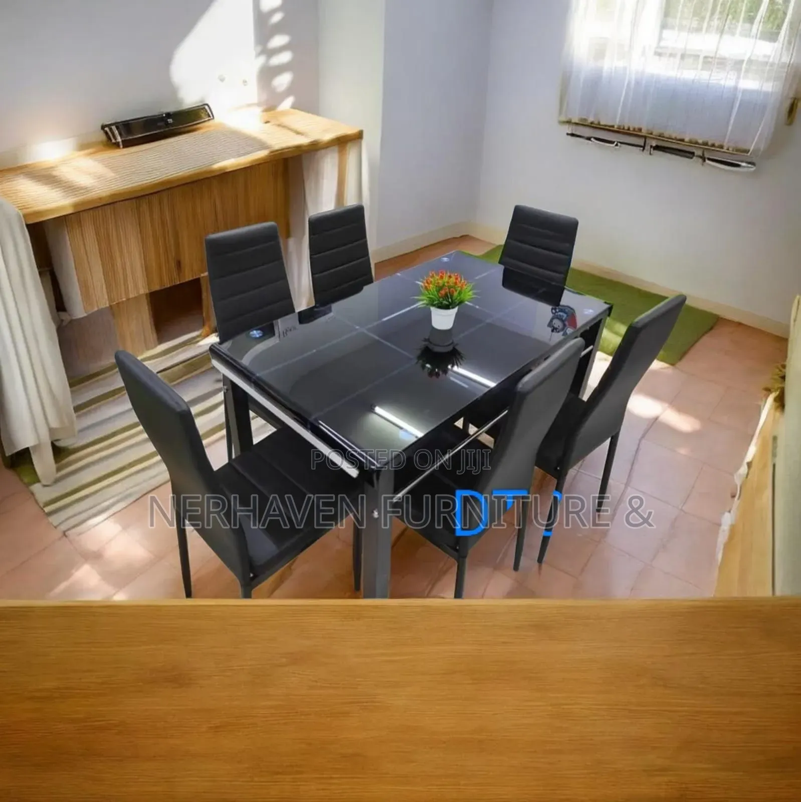 6-Seater Dining Set – Spacious and Comfortable Dining Room Furniture
