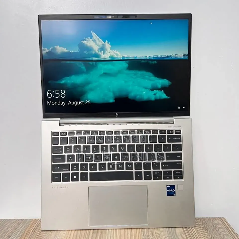 New Laptop HP EliteBook 840 G10 16GB Intel Core i7 SSD 512GB