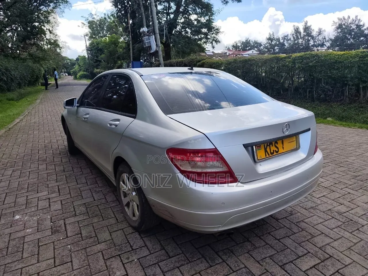 Mercedes-Benz C180 2011 Silver