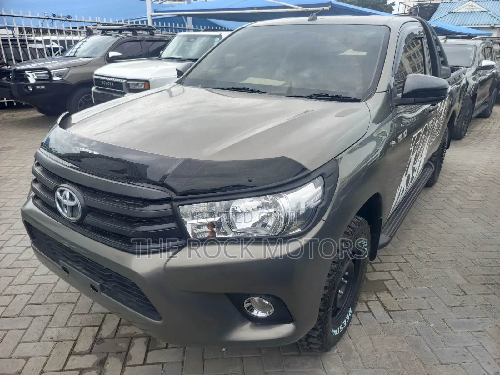 Toyota Hilux 2019 Gray
