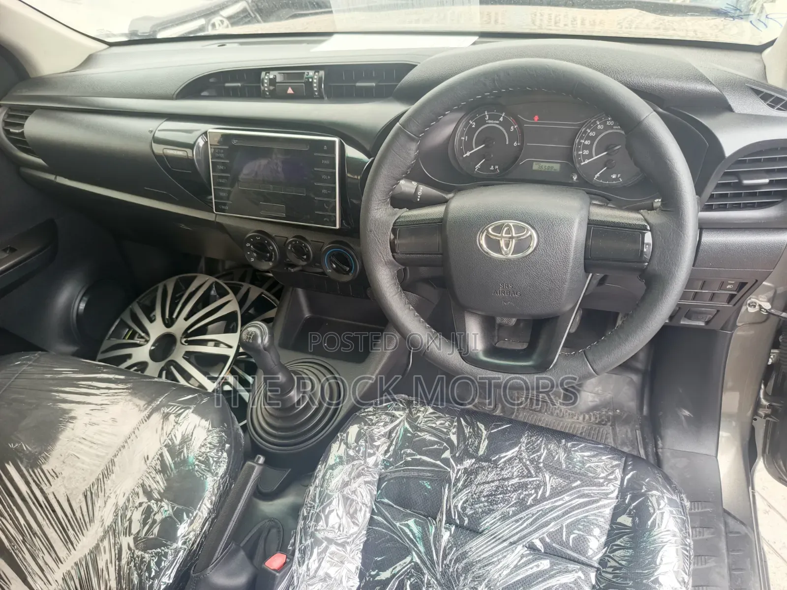 Toyota Hilux 2019 Gray