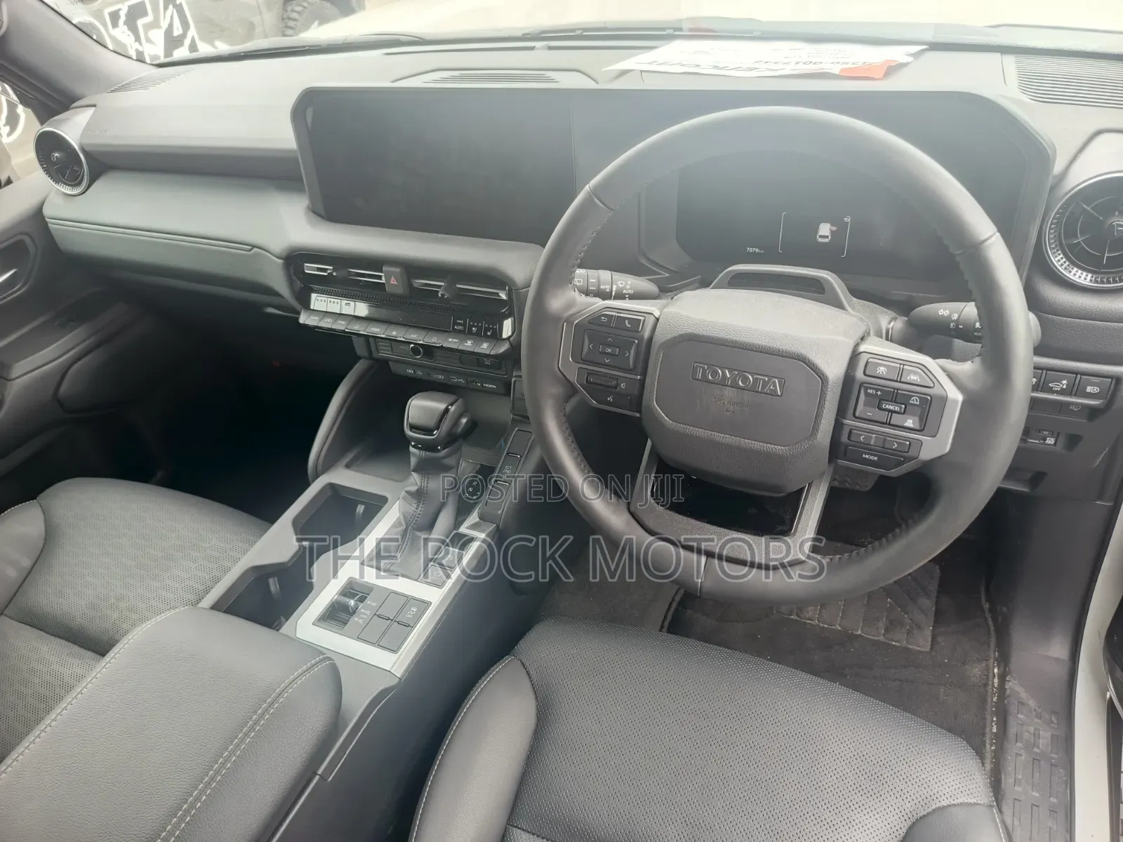 Toyota Land Cruiser Prado 2024 White