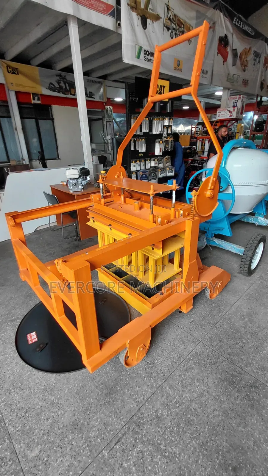 Ccommercial Block Making Machine With Diesel Engine.