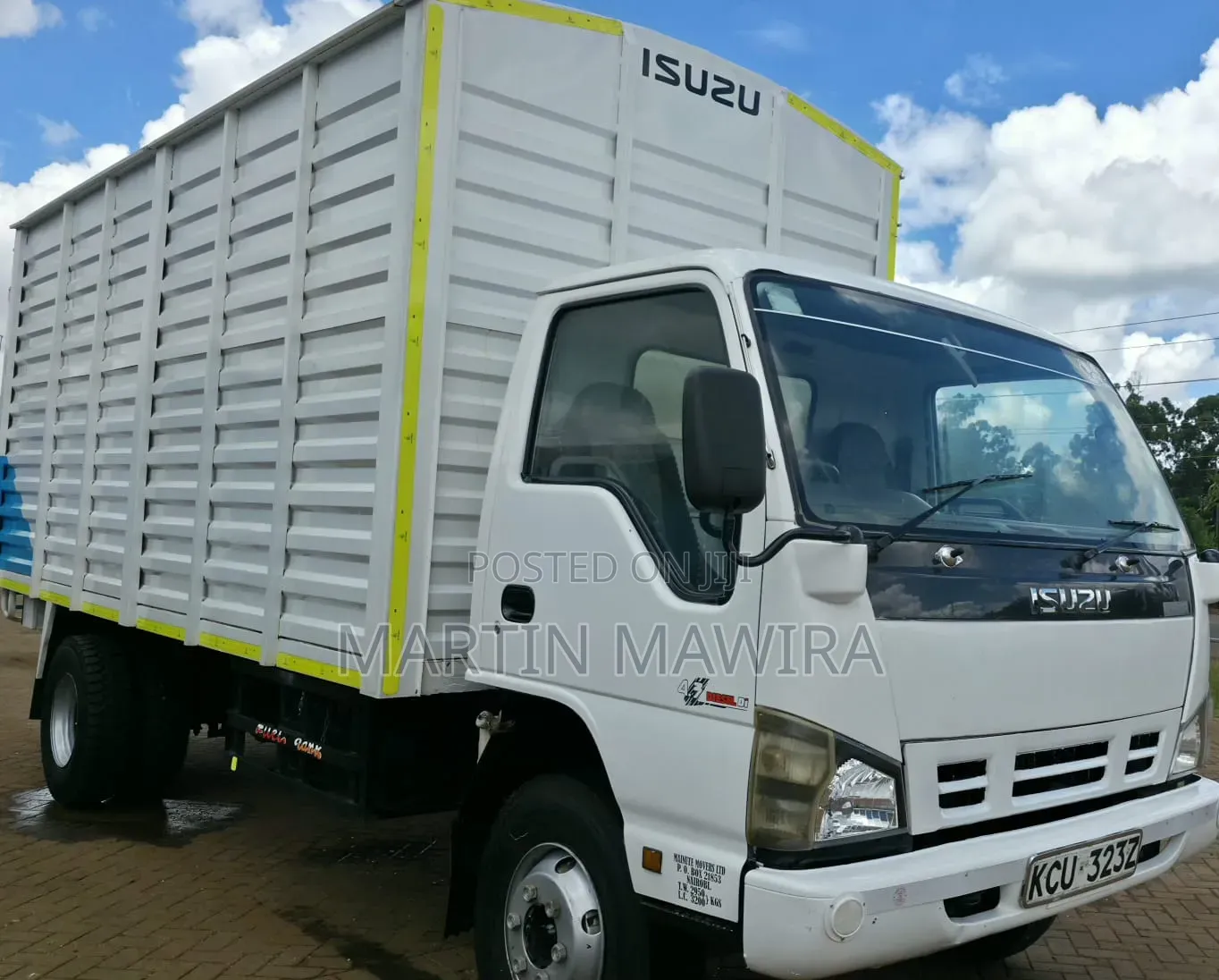 Isuzu NPR 2019
