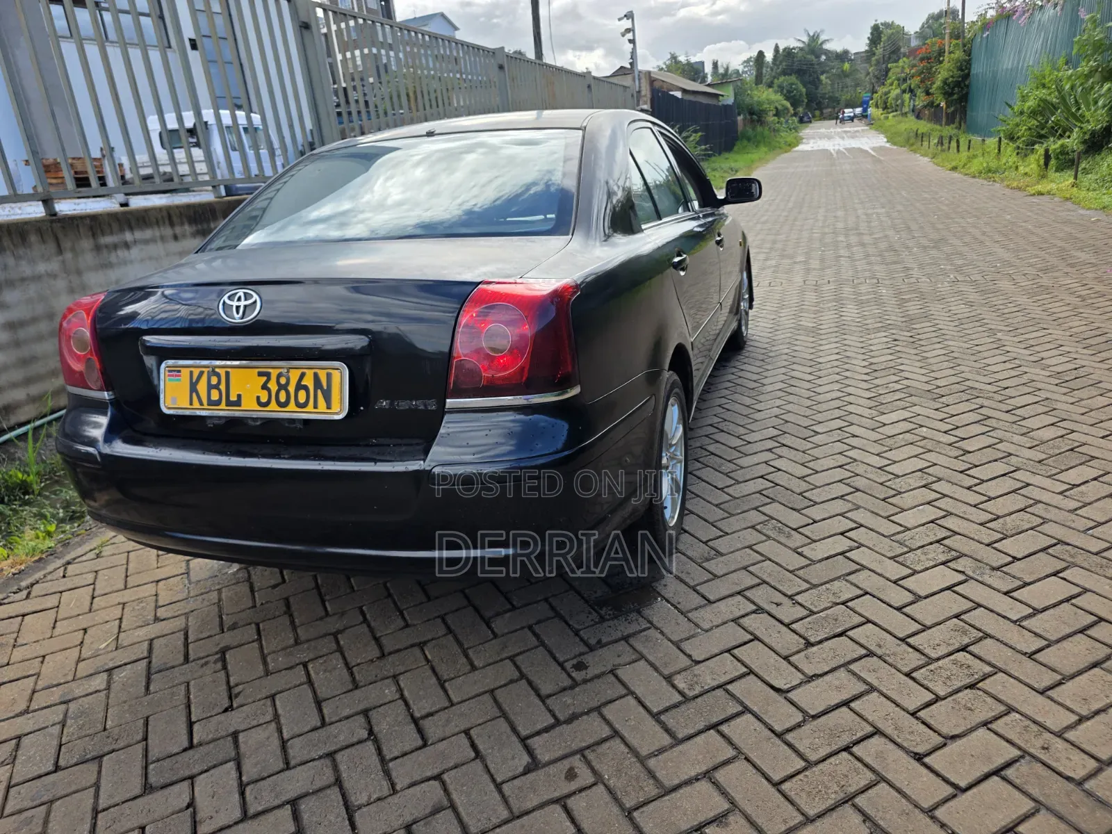 Toyota Avensis 2006 Black