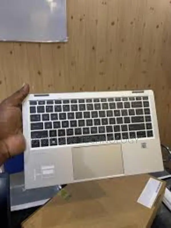 Laptop HP EliteBook x360 1040 G7 16GB Intel Core i7 SSD 512GB