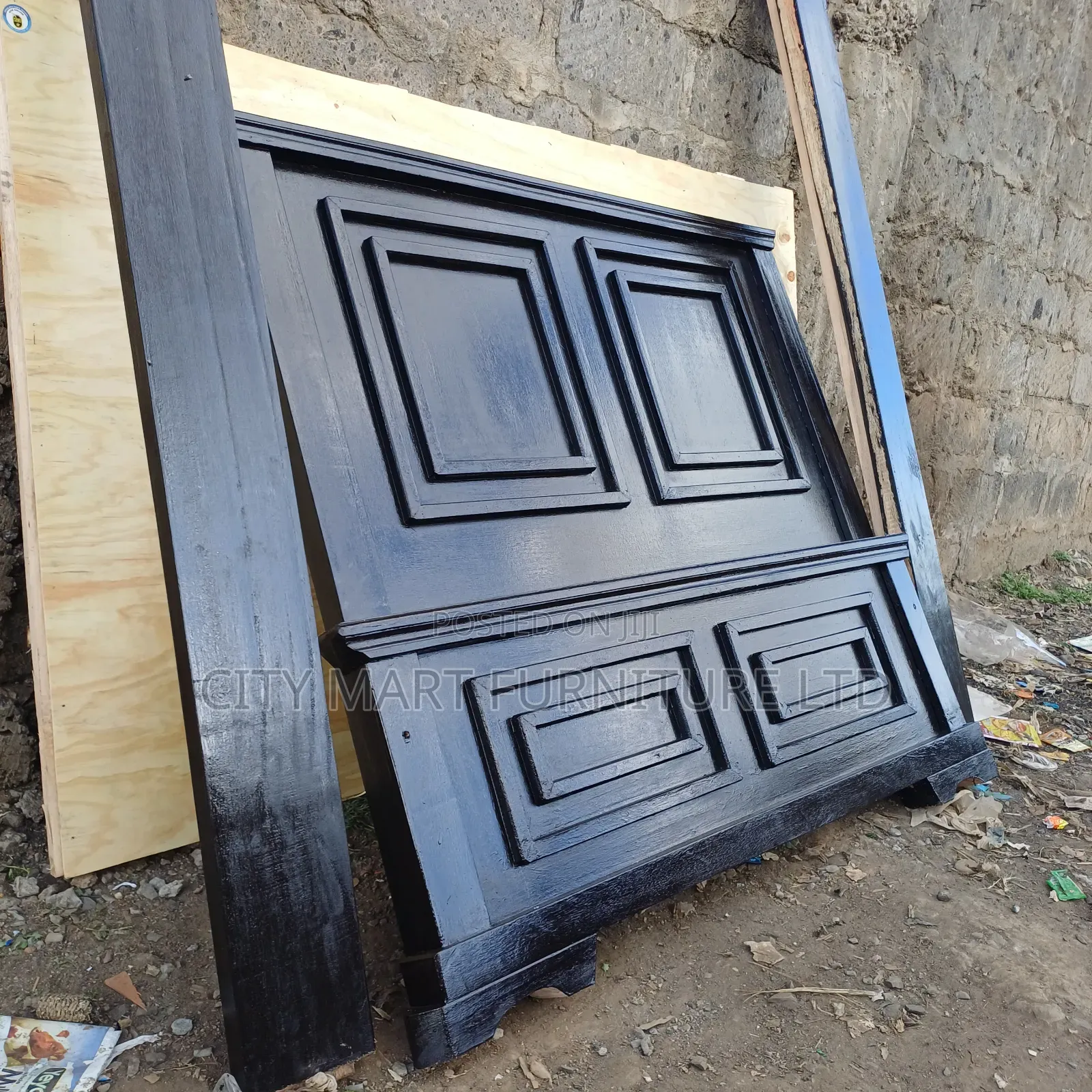 4 by 6 Board Bed ( Free Delivery)