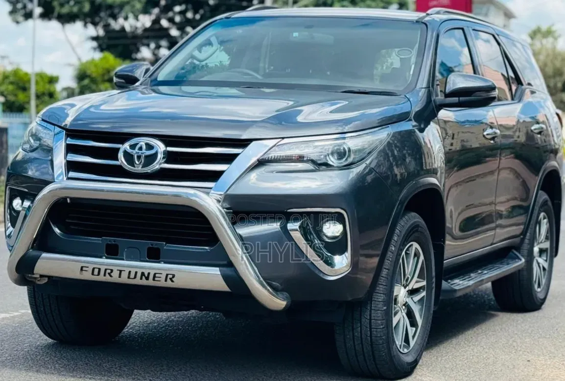Toyota Fortuner 2.8 D AWD 2019 Black