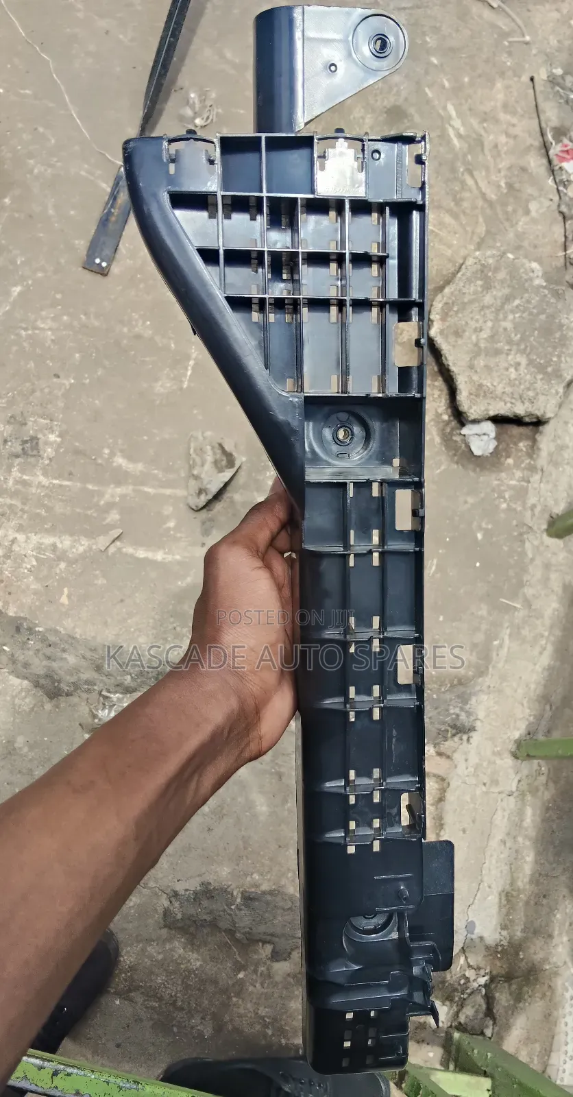 Bumper Slide/Bracket Nissan Nv 350 2012 -2017